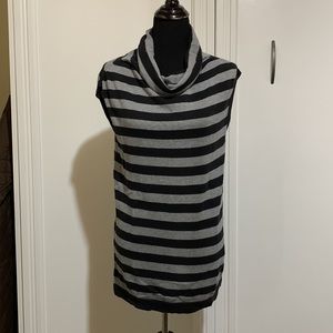 Arizona sleeveless top